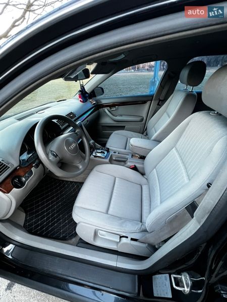 Универсал Audi A4 2004 в Ровно
