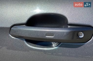 Седан Audi A4 2020 в Киеве