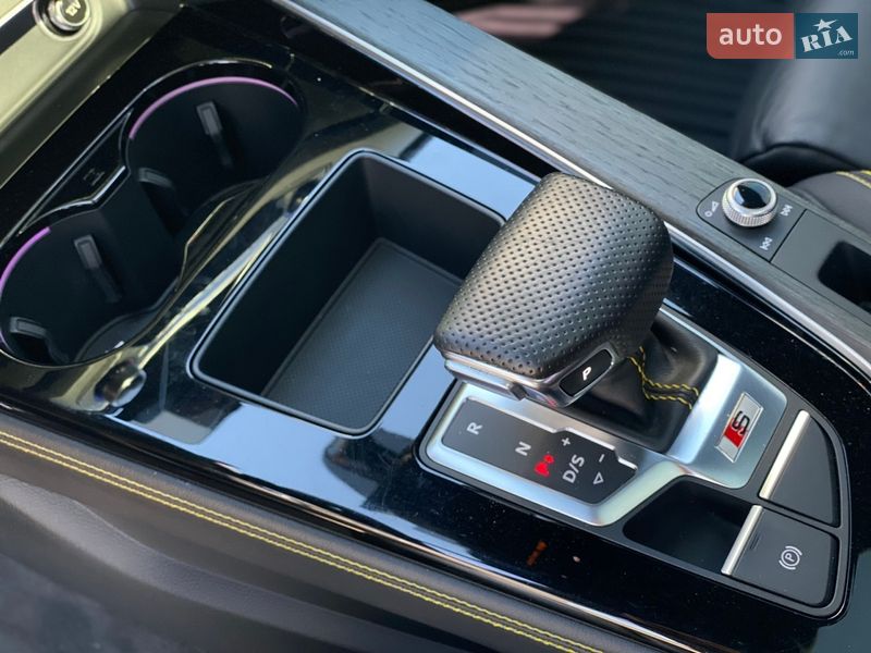 Седан Audi A4 2020 в Киеве
