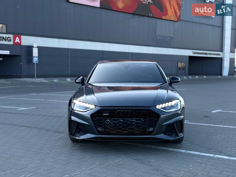 Седан Audi A4 2021 в Киеве