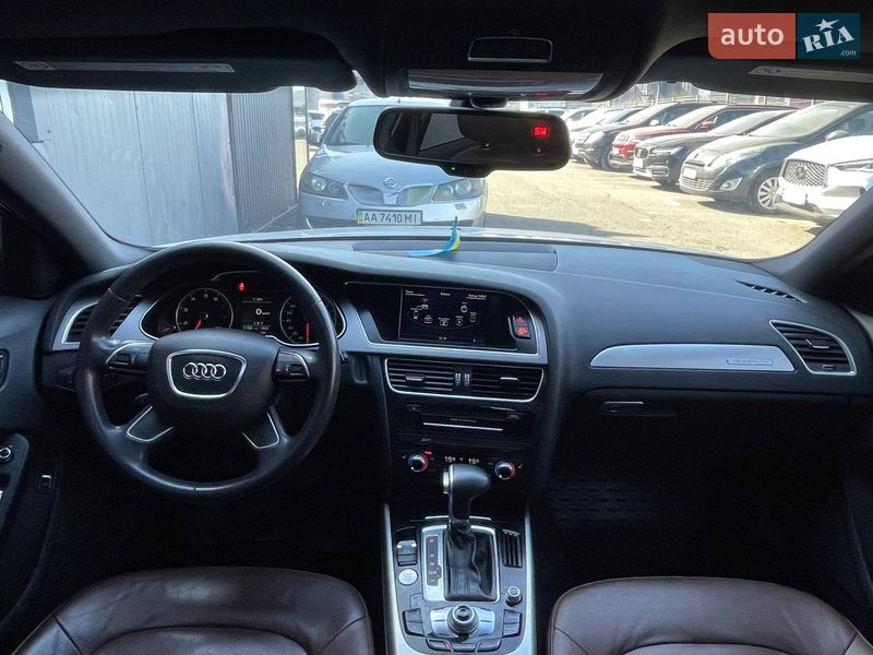Седан Audi A4 2013 в Києві