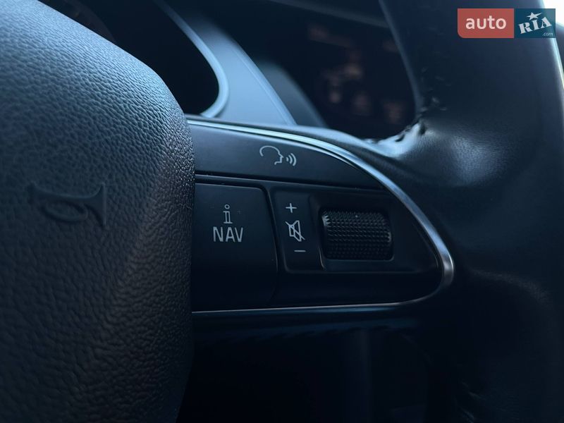 Седан Audi A4 2013 в Києві