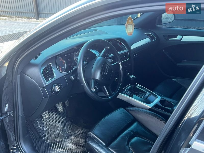 Седан Audi A4 2008 в Борщеве