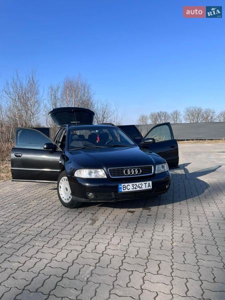 Універсал Audi A4 2000 в Стрию