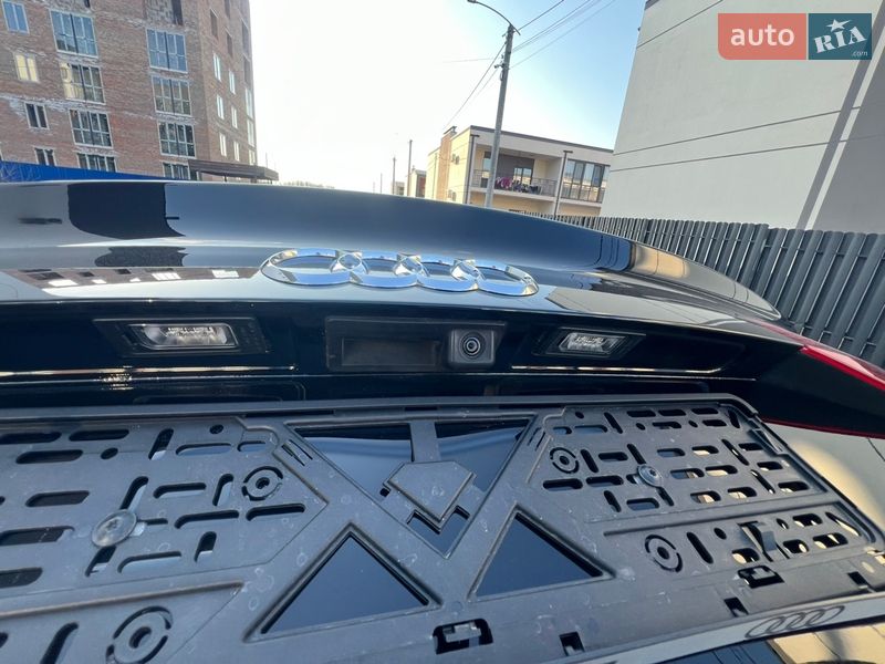 Седан Audi A4 2015 в Луцьку