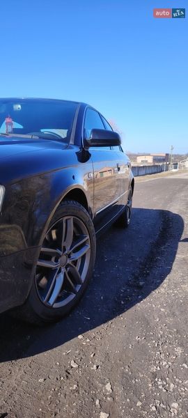 Седан Audi A4 2006 в Хороле