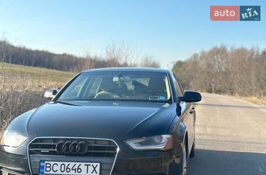 Седан Audi A4 2013 в Бобрке