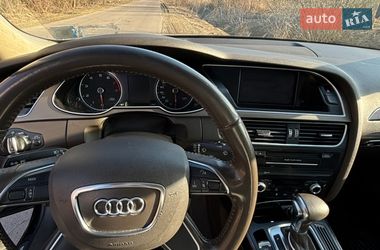 Седан Audi A4 2013 в Бобрке