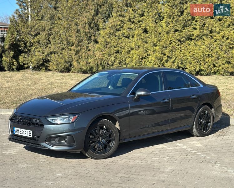 Седан Audi A4 2021 в Киеве