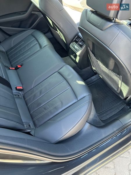 Седан Audi A4 2021 в Киеве