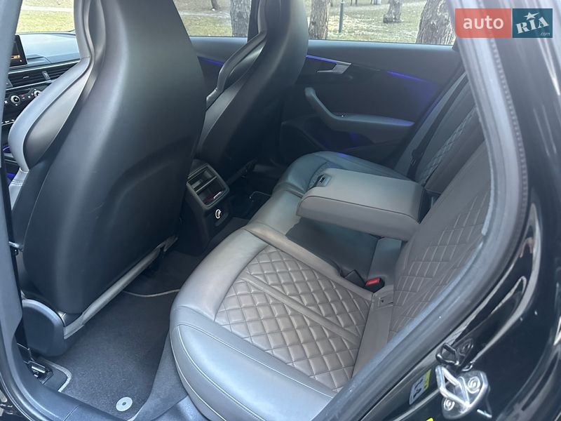 Седан Audi A4 2018 в Броварах