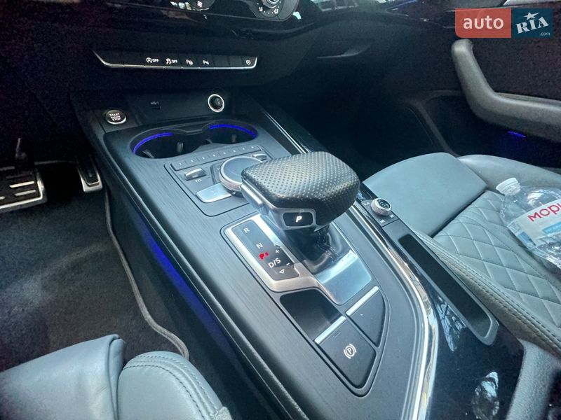 Седан Audi A4 2018 в Броварах
