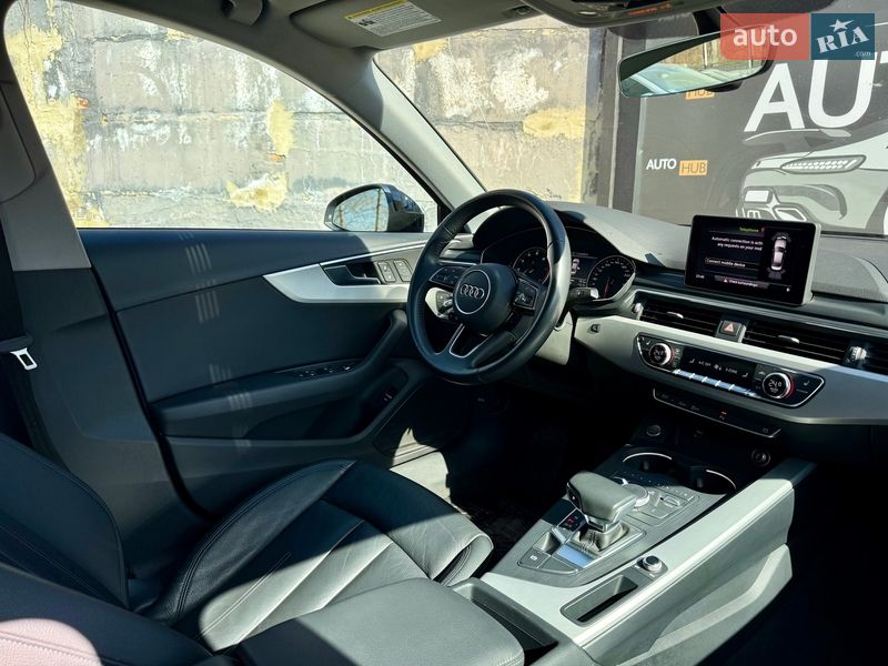 Седан Audi A4 2019 в Харкові
