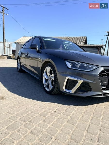 Универсал Audi A4 2020 в Старом Самборе