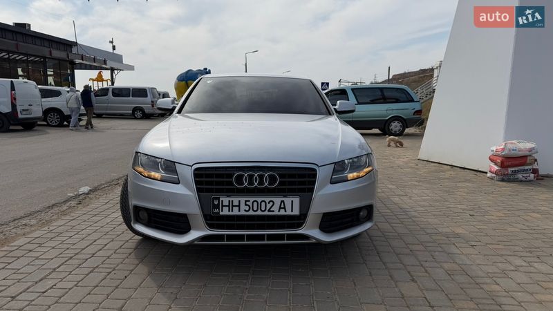 Седан Audi A4 2010 в Одессе