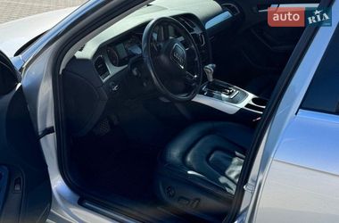 Седан Audi A4 2011 в Львове
