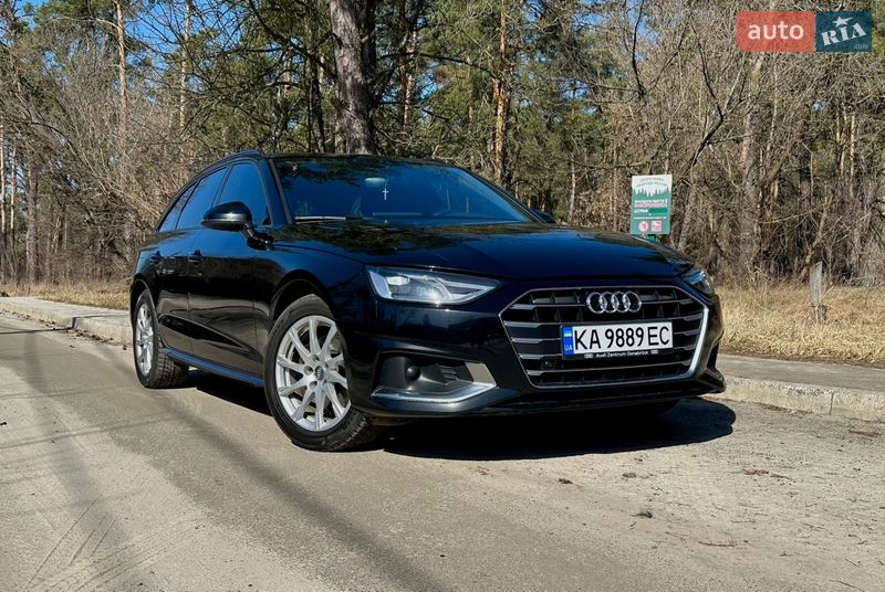 Универсал Audi A4 2020 в Киеве