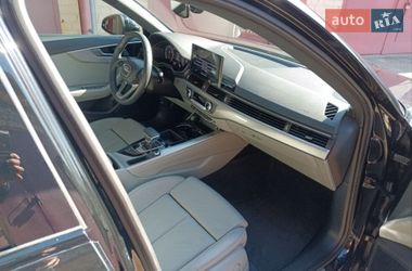 Седан Audi A4 2023 в Киеве