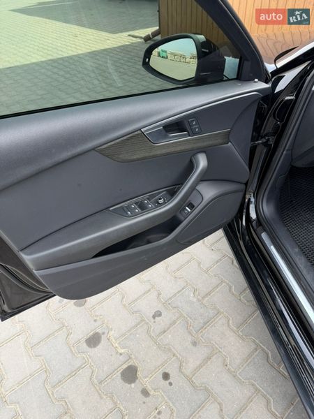 Седан Audi A4 2019 в Одесі