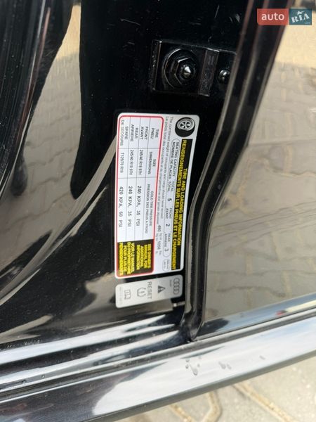 Седан Audi A4 2019 в Одесі