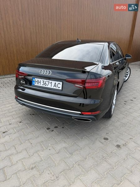 Седан Audi A4 2019 в Одесі