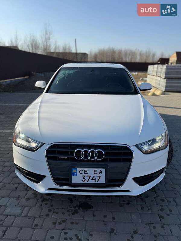 Седан Audi A4 2013 в Вижнице