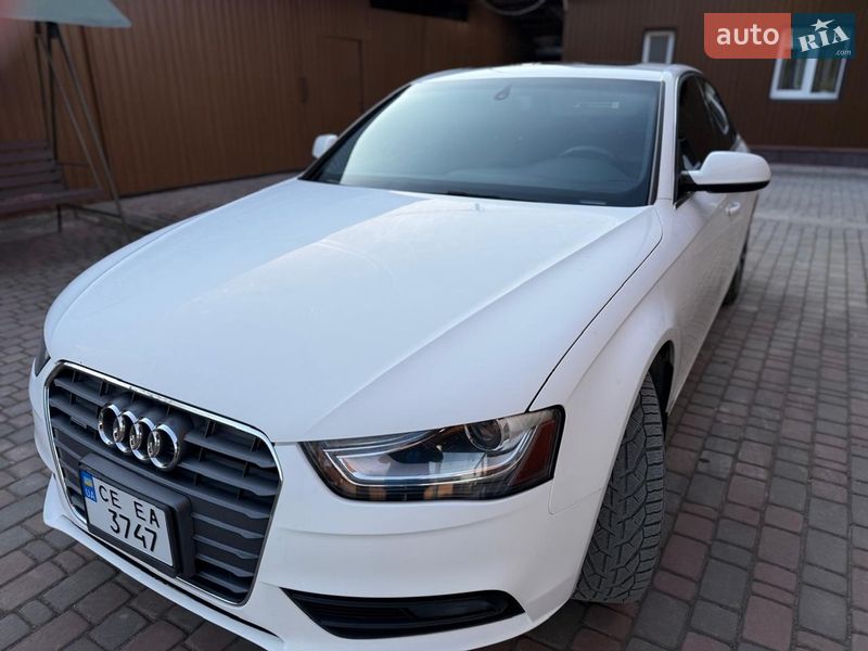 Седан Audi A4 2013 в Вижнице