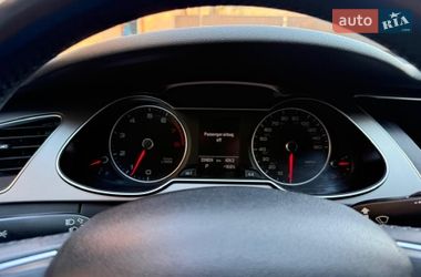 Седан Audi A4 2013 в Вижнице