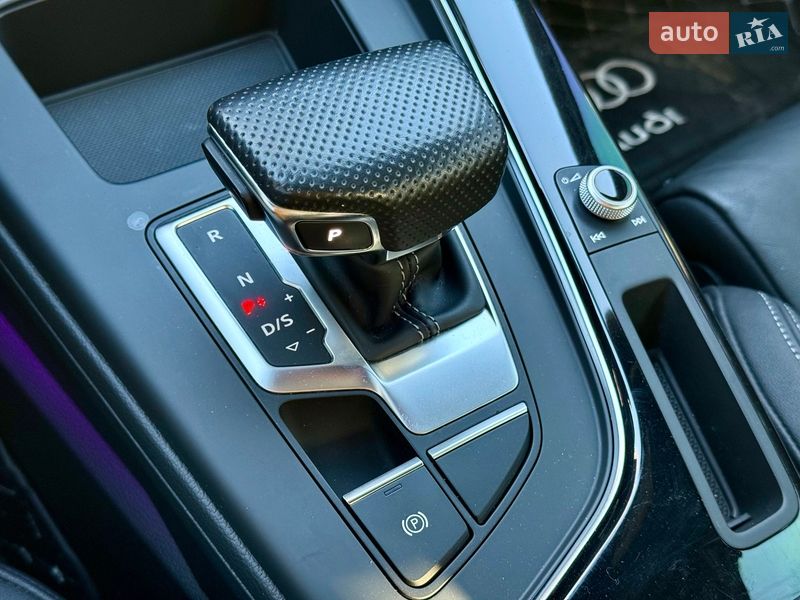 Седан Audi A4 2021 в Харькове