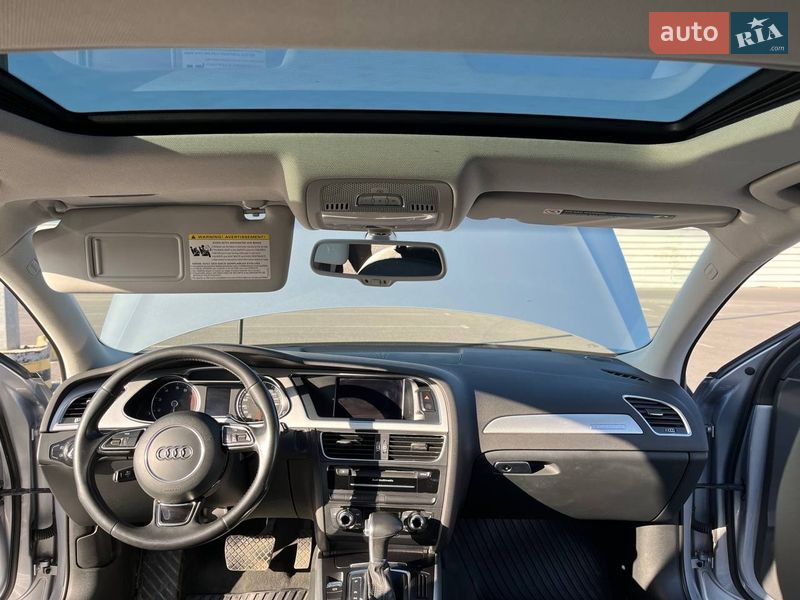 Седан Audi A4 2015 в Львове