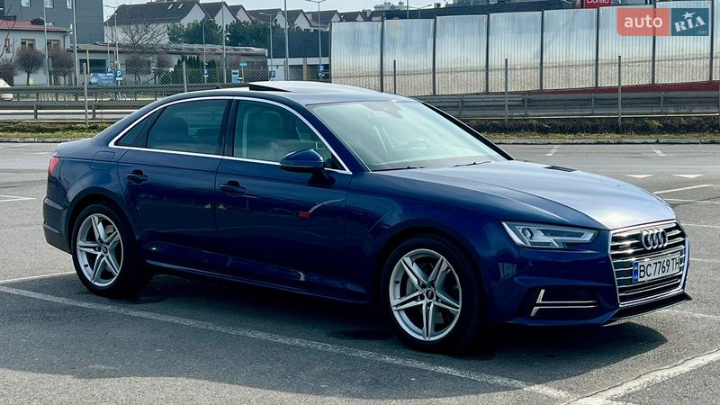Седан Audi A4 2016 в Львові