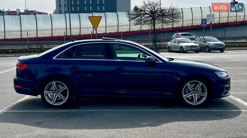 Седан Audi A4 2016 в Львові