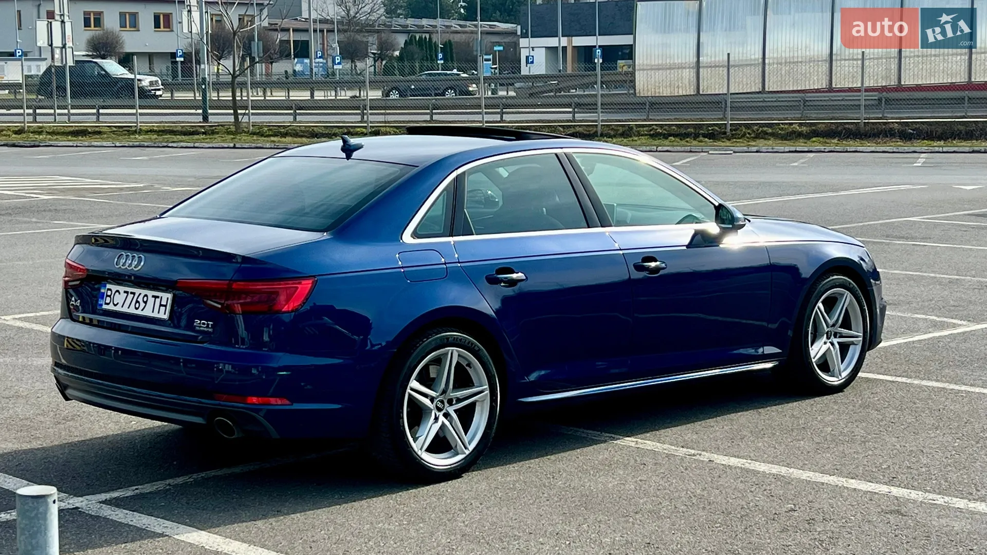 2016 Audi A4 - мініатюра 38
