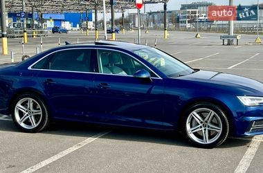 Седан Audi A4 2016 в Львові