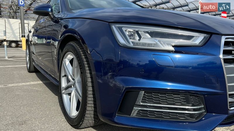 Седан Audi A4 2016 в Львові