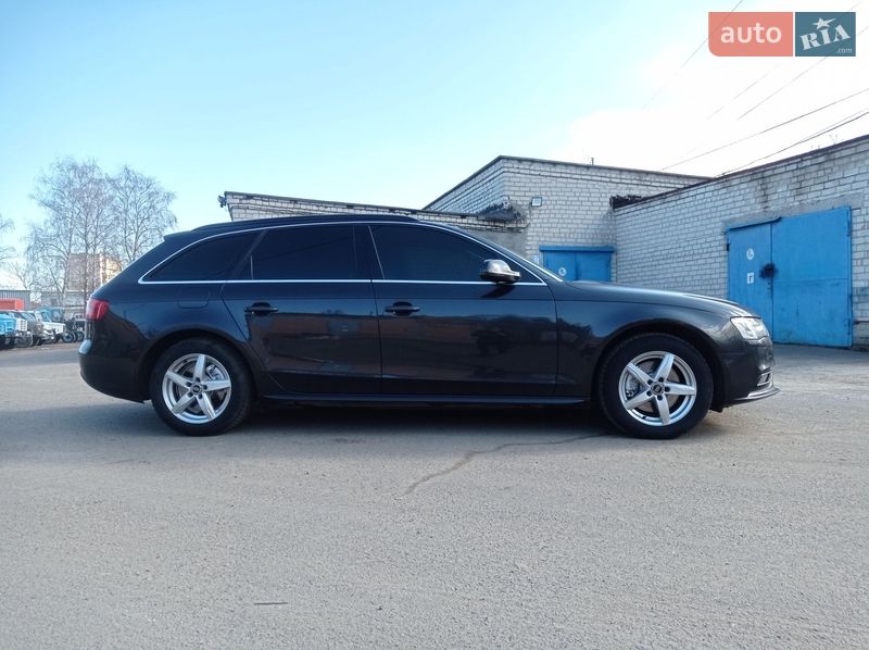Универсал Audi A4 2012 в Черкассах