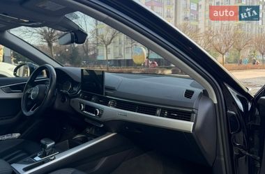 Седан Audi A4 2020 в Ивано-Франковске