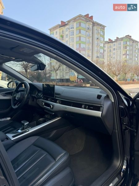 Седан Audi A4 2020 в Ивано-Франковске