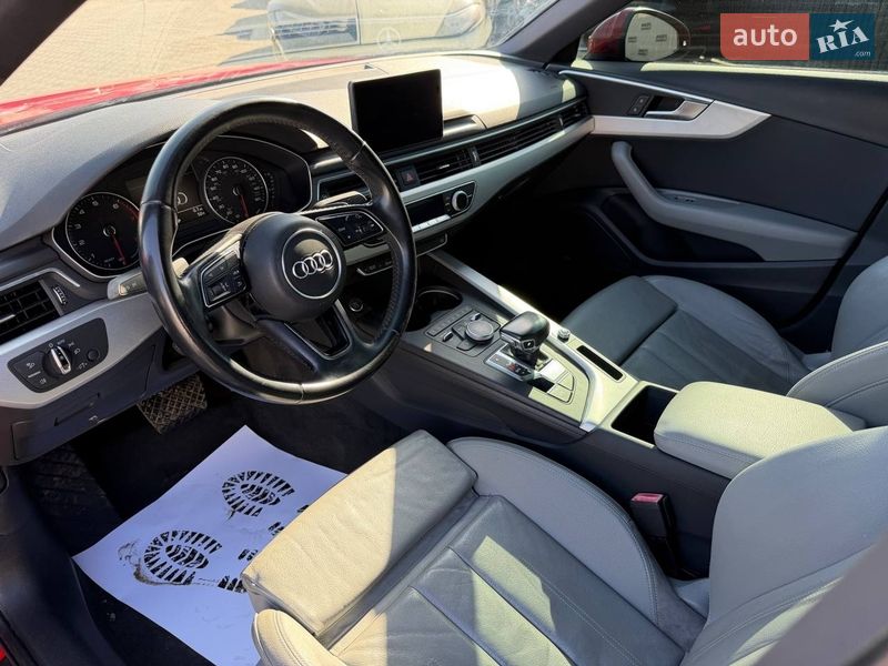 Седан Audi A4 2017 в Луцке