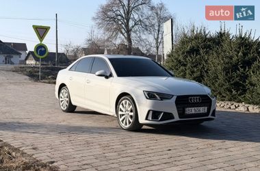 Седан Audi A4 2018 в Хмельницком