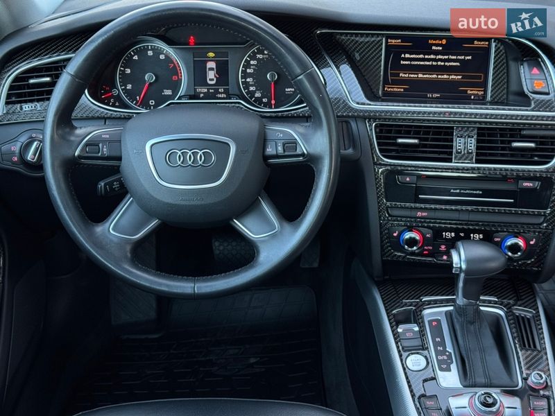 Седан Audi A4 2015 в Луцке