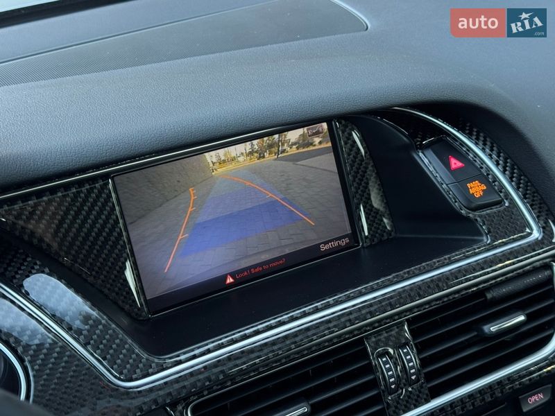 Седан Audi A4 2015 в Луцке