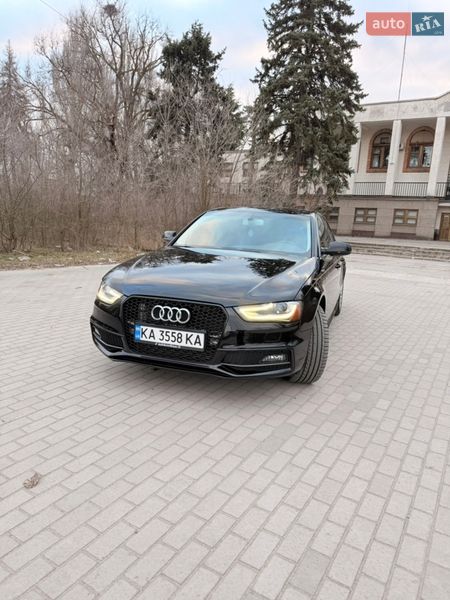 Седан Audi A4 2015 в Запорожье