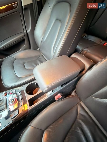 Седан Audi A4 2015 в Запорожье