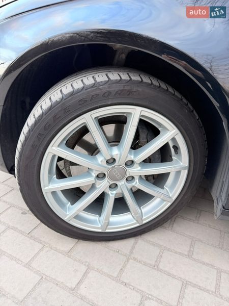 Седан Audi A4 2015 в Запорожье