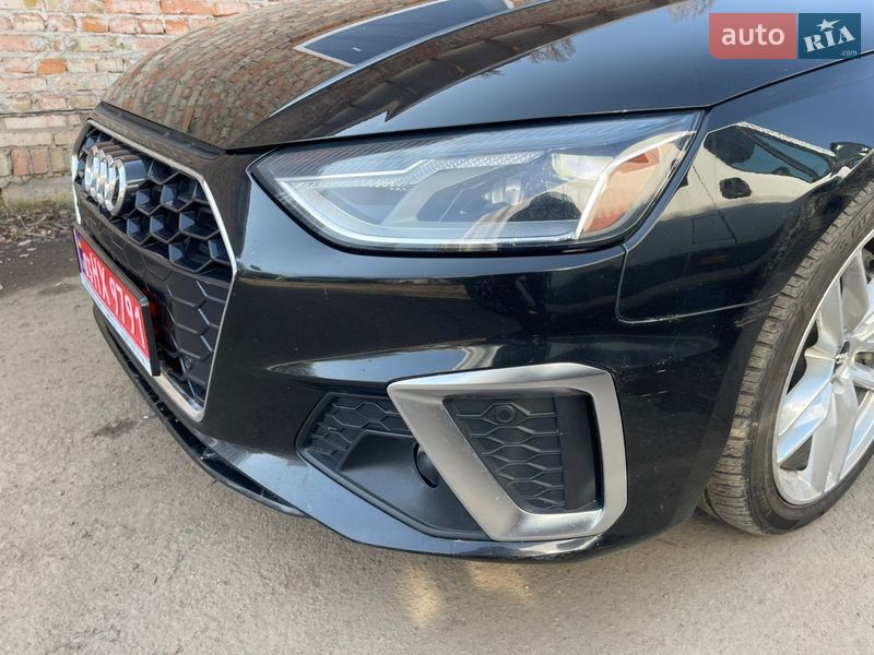 Седан Audi A4 2021 в Ровно