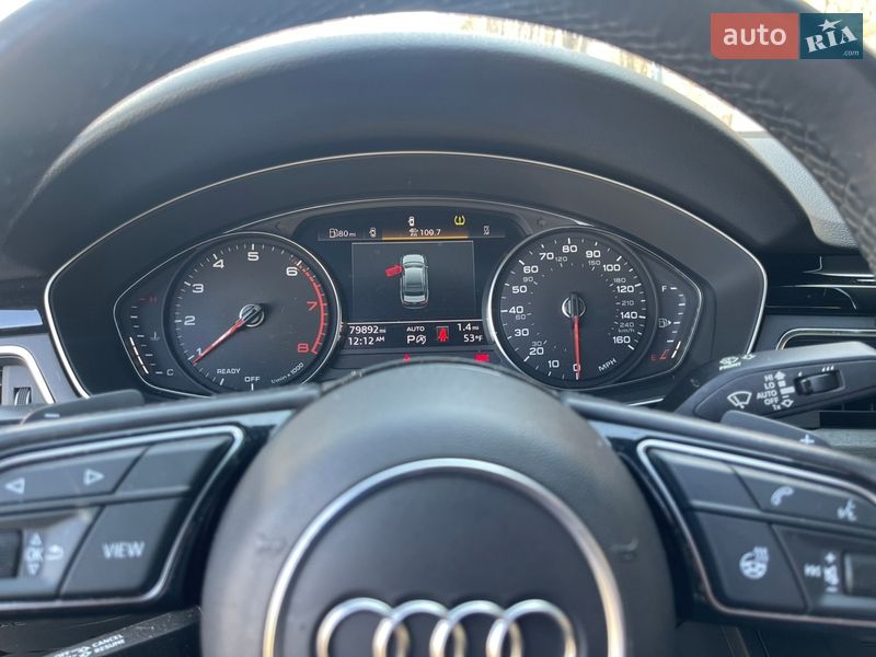 Седан Audi A4 2021 в Ровно