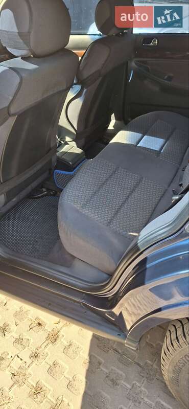 Універсал Audi A4 1997 в Києві