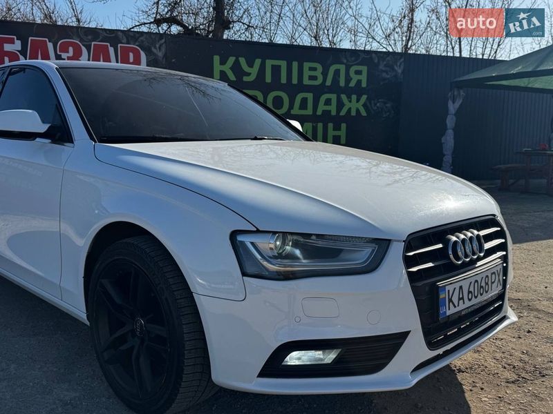 Седан Audi A4 2012 в Первомайську
