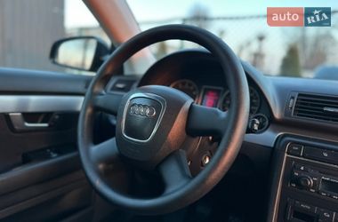 Седан Audi A4 2006 в Виннице